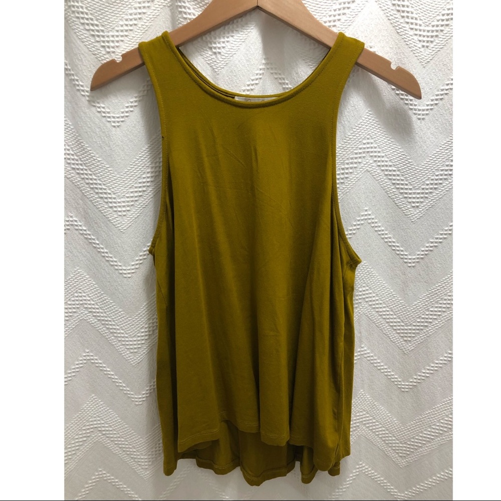 Ava Sky Swing Tank